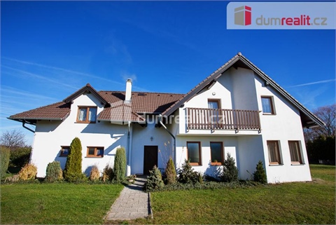 Prodej rodinného domu, 253 m² 0