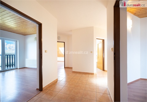 Prodej rodinného domu, 253 m² 28