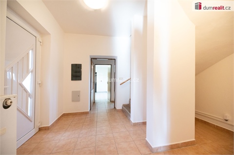 Prodej rodinného domu, 253 m² - 16