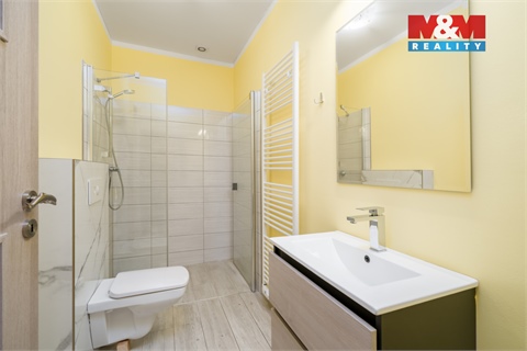 Prodej rodinného domu, 174 m² 4