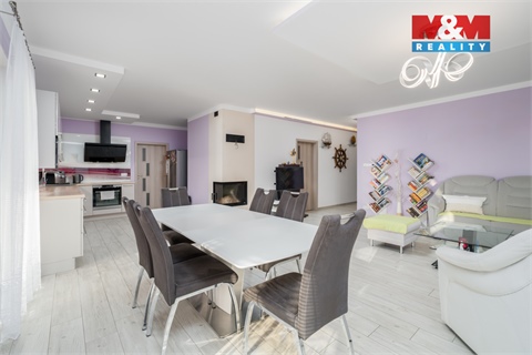 Prodej rodinného domu, 174 m² - 0