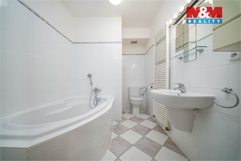 Prodej bytu 1kk, 49 m² - 8