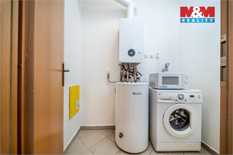 Prodej bytu 1kk, 49 m² - 12