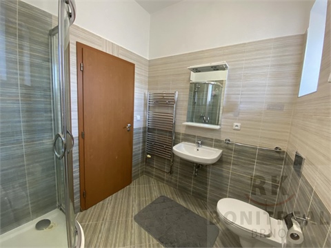 Pronájem bytu 2+1, 91 m² - 0