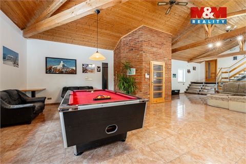 Prodej rodinného domu, 225 m² - 2