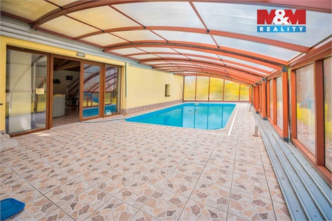 Prodej rodinného domu, 225 m² - 12