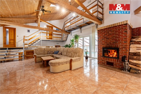 Prodej rodinného domu, 225 m² 2