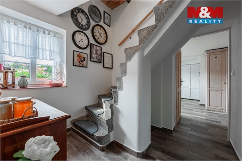 Prodej rodinného domu, 228 m² 6