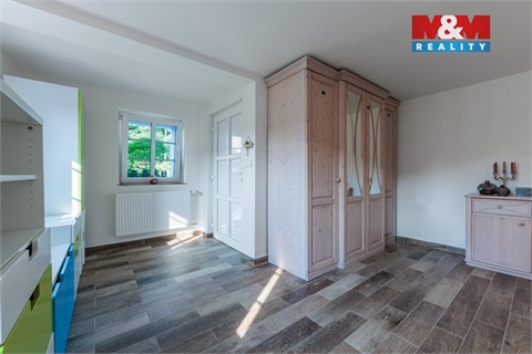 Prodej rodinného domu, 228 m² 18