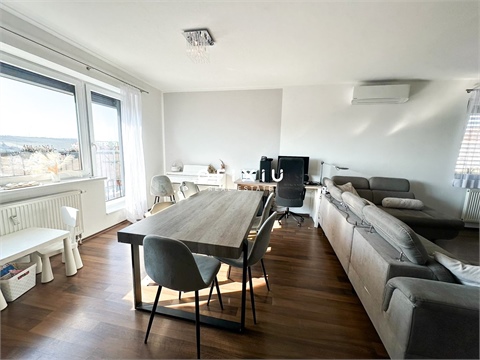 Pronájem bytu 3kk, 103 m² - 2