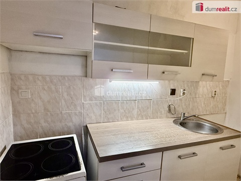 Pronájem bytu 1kk, 37 m² - 0