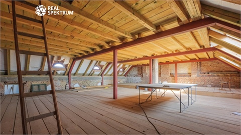 Prodej rodinného domu, 228 m² - 6