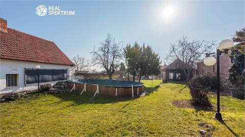 Prodej rodinného domu, 228 m² 12