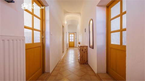 Prodej rodinného domu, 228 m² 16