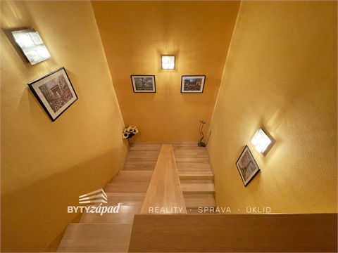 Prodej rodinného domu, 155 m² - 8