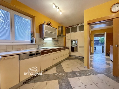 Prodej rodinného domu, 155 m² - 10