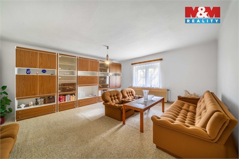 Prodej rodinného domu, 209 m² 2