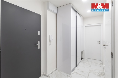 Prodej bytu 2+1, 62 m² 10