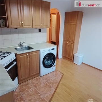 Pronájem bytu 1+1, 36 m² - 0