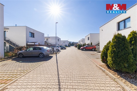 Prodej bytu 2kk, 50 m² 24
