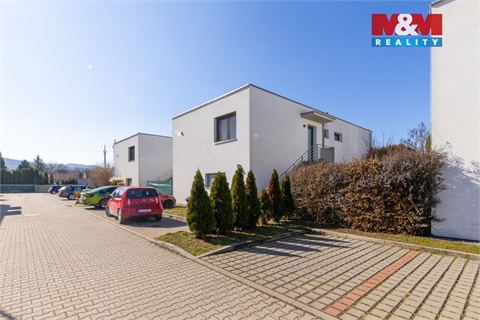 Prodej bytu 2kk, 50 m² - 24