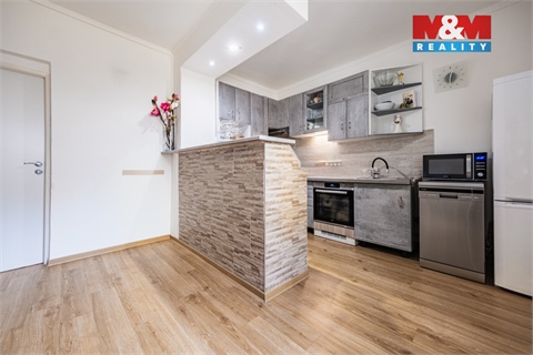 Prodej rodinného domu, 135 m² 8