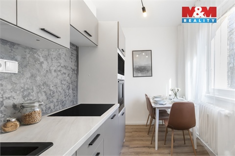 Prodej bytu 2+1, 51 m² 16