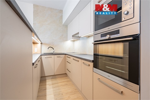 Pronájem bytu 2kk, 49 m² 0