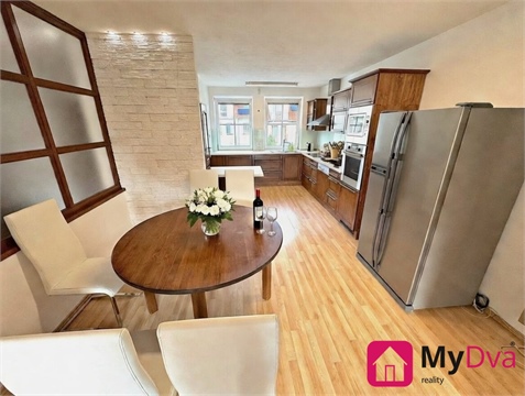 Prodej rodinného domu, 195 m² - 4