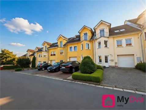 Prodej rodinného domu, 195 m² 0