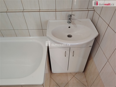 Pronájem bytu 1kk, 19 m² 14