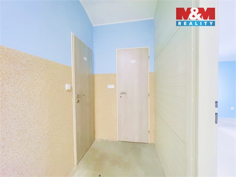 Pronájem výrobního objektu, 1 070 m² 16