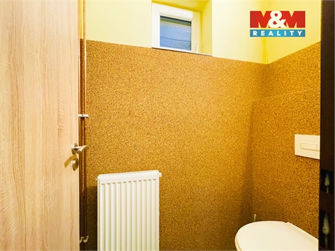 Pronájem výrobního objektu, 1 070 m² 12