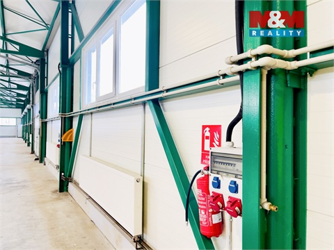 Pronájem výrobního objektu, 1 070 m² 4
