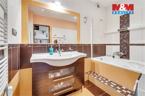 Prodej bytu 3kk, 79 m² 14