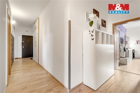 Prodej bytu 3kk, 79 m² - 12