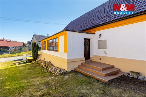 Prodej rodinného domu, 108 m² 2