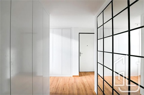 Pronájem bytu 2kk, 78 m² 10