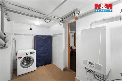 Prodej rodinného domu, 228 m² 20