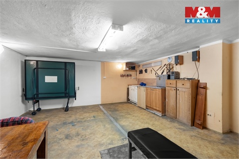 Prodej rodinného domu, 228 m² 22