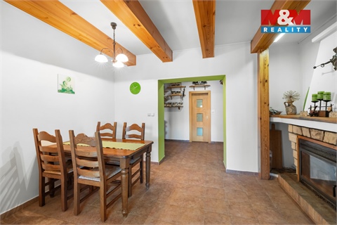 Prodej rodinného domu, 228 m² 10