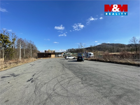 Prodej komerčního objektu, 890 m² 10