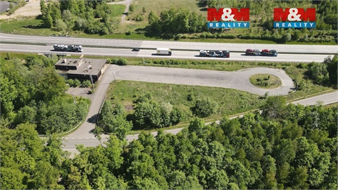 Prodej komerčního objektu, 890 m² 0