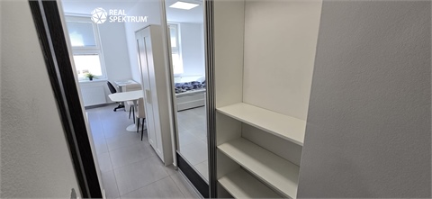 Pronájem bytu 1kk, 24 m² - 2