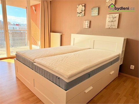 Pronájem bytu 2kk, 73 m² 4