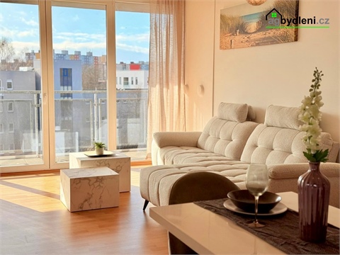 Pronájem bytu 2kk, 73 m² - 0