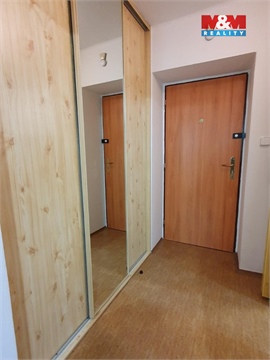 Prodej bytu 1+1, 32 m² 8
