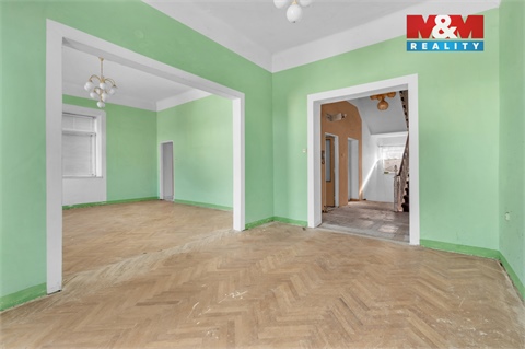 Prodej rodinného domu, 302 m² - 2