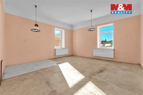 Prodej rodinného domu, 302 m² - 6