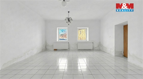 Prodej rodinného domu, 302 m² 14